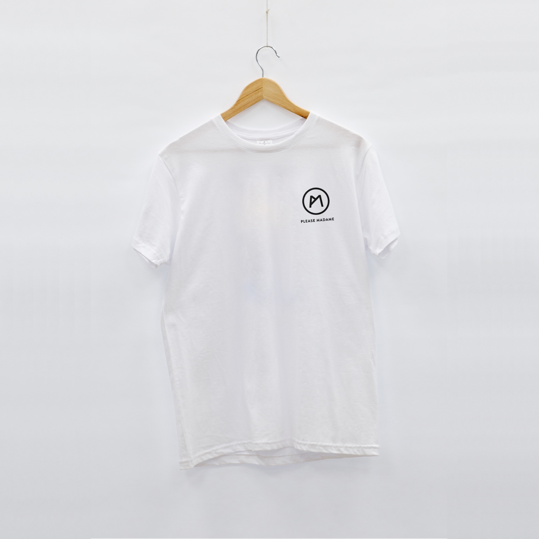 PM200317 Mockup T-Shirt Weiß